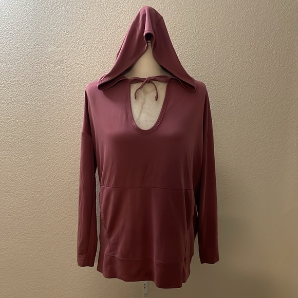 Fabletics - Athena Hooded‎ Pullover II - Picture 4 of 8